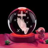 Boule de cristal 3D croix à la main avec veilleuse LED multicolore priant cadeau religieux pour femmes homme amis famille décor à la maison