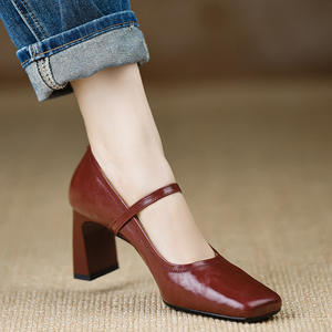 รองเท้าโลฟเฟอร์หนังพื้นนิ่มพรีเมียม สไตล์เจ้าสาว สวมใส่ง่าย แฟชั่นมาแรงปี 2026 ฤดูร้อน-ใบไม้ร่วง สไตล์ฝรั่งเศส แมรี่เจน ส้นสูงลำลอง - Product Image 1