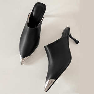 Sandalias de tacón bajo y fino para mujer, de metal plateado, con punta, estilo sexy, tipo mule, zapatos de tacón. - Product Image 5