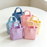 Sac en toile moyen personnalisé, coloré et mignon, pour le stockage d'accessoires en gros, idéal pour les boutiques de détail, les cadeaux de fête pour enfants et les articles à main avec motif lettre.