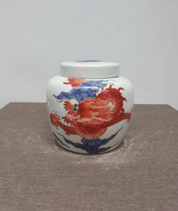 เหยือกจีนโบราณที่วาดด้วยมือสีสันสดใสรูปมังกรชาลูกกวาดรูป<span class=keywords><strong>มังกร</strong></span>สีน้ำเงินและแดงงดงามงดงามและหายาก - Product Image 2