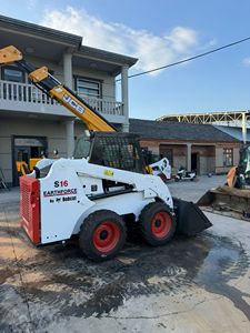 Minicargadora Bobcat S16 Usada de Alto Rendimiento, Pocas Horas de Trabajo, Multifuncional, con Ruedas, para Construcción y Agricultura - Product Image 4