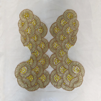 Nouvelle conception, applique en strass faite à la main en forme d'éventail avec perles Bugle et patchs en pierre et cristal pour robes de bal et robes de soirée