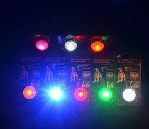 Reflektieren der kunden spezifischer LED-Hunde-Haustier-leuchtender Anhänger auf Hunde halsband - Product Image 5