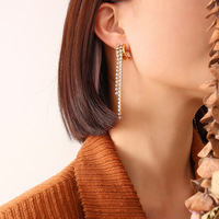 Boucles d'oreilles pendantes Gaovo minimalistes vintage haut de gamme en forme de C avec pampilles en zircon cubique, plaquées or 18 carats, en acier inoxydable, tendance, pour usage quotidien, pour femmes