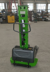 รถยกแบบกึ่งไฟฟ้าสำหรับยกตู้รถตู้ รับน้ำหนัก 500 กก. ยกสูง 1100 มม. แบบยกขึ้นเอง - Product Image 3