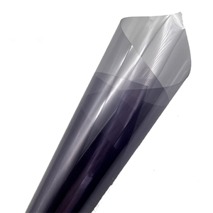 Films pour voitures, film céramique multicouche pour vitres de voiture, VLT 70%, UVR 100%, film solaire anti-UV, film teinté pour vitres de voiture - Product Image 5