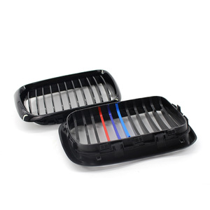Parrilla delantera BMW E36, versión M, negro brillante, plástico ABS, para actualización de la serie 3 de 1997-1999. - Product Image 3