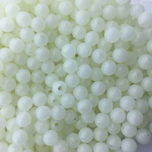 100 pièces/sac pêche plat rond haricot leurre Fluorescent souple appât accessoires pêche lumineux blocage haricot - Product Image 2