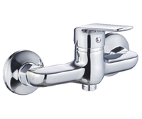 Robinet de douche en zinc mural à poignée unique pour salles de bain Prix d'usine bon marché Robinets de robinets d'évier d'eau à poignée unique chromés