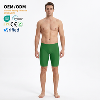 Maillot de bain de compétition pour hommes, résistant au chlore, à séchage rapide et avec protection solaire, certifié FINA pour les compétitions.