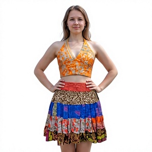 Nouvel ensemble tendance vintage haut et jupe courte pour femme, tenue ethnique indienne de créateur, idéal pour mariage et soirée, 100% soie respirante, un seul ensemble - Product Image 1