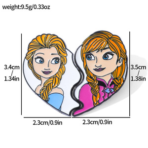 Juego de 2 pines de metal esmaltado con forma de corazón de anime y <span class=keywords><strong>manga</strong></span>, Elsa Anne, el perro cazador de zorros, lindo, unisex - Product Image 5