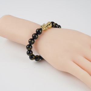 Bracciale Unisex di Tendenza con Perle di Agata Verde da 10mm, Gioiello Portafortuna con Pixiu in Rame, Bracciale Feng Shui per Ricchezza e Buona <span class=keywords><strong>Fortuna</strong></span> - Offerta Speciale - Product Image 4