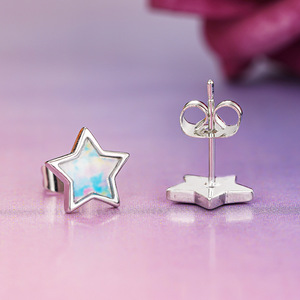 Orecchini a Stella Colorati per Donne, Design Giocoso e Carino, per Uso Quotidiano, Regalo per Feste, Accessori - Product Image 3