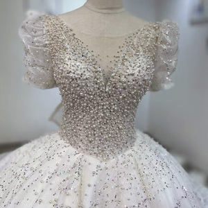 Nouvelle robe de mariée de luxe 2024, design original, robe de mariée entièrement perlée, robe de mariée en dentelle à paillettes avec manches courtes Wm45 - Product Image 4