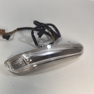 Señal de giro lateral Espejo retrovisor Señal de giro (luz) para Peugeot 2008 301 <span class=keywords><strong>Citroen</strong></span> C3L C3XR OE 1610811480 1610811580 - Product Image 4