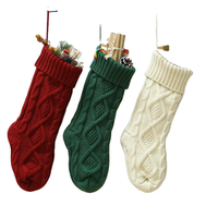 Große Hängende Kabelgestrickte Weihnachtsstrümpfe Klassisch Personalisiert 18 Zoll Weihnachtsdekoration