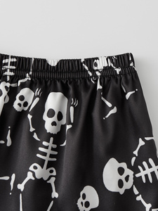 Ensemble de pyjama à imprimé crâne d'Halloween en tissu satiné doux pour se détendre à la maison ou sortir - Product Image 5