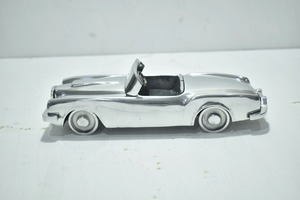 Exhibición de Auto Deportivo Convertible de Metal Hecho a Mano de la Mejor Calidad para Decoración de Sala de Estar, Oficina y Escritorio, en Venta - Product Image 4