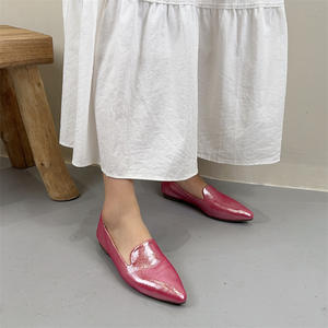 Chaussures <span class=keywords><strong>bateau</strong></span> grises pour femmes avec bout pointu Ladies' Casual Solid Patent Flat and Breathable <span class=keywords><strong>Slip</strong></span>-On Closure pour la saison d'automne - Product Image 2