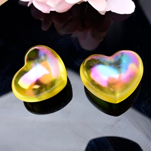 Venta al por mayor de corazones de aura amarilla fundidos en blanco para decoración de estantes de escritorio en el hogar, serie de regalos únicos, decoraciones para habitaciones. - Product Image 4