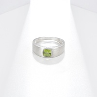 Bague pour homme en pierre précieuse naturelle péridot, fabriquée à la main, en argent 925, bagues classiques pour homme, plaquées rhodium, bijoux tendance pour femme