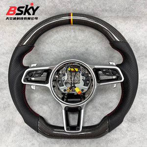 Volant en fibre de carbone véritable pour <span class=keywords><strong>Porsche</strong></span> Panamera Cayenne Macan Taycan Cayman Boxster Carrera 911 918 958 981 987 996 997 - Product Image 1