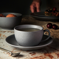 Ensemble de tasses à café en céramique gris vintage de 340ml tasse à thé en grès et soucoupe pour tasses à café en porcelaine Cappuccino Latte
