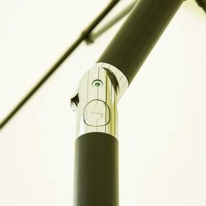 Sombrilla de <span class=keywords><strong>Patio</strong></span> de 9 pies con Botón de Inclinación y Manivela para Jardín, Césped, <span class=keywords><strong>Patio</strong></span> Trasero, Piscina, 8 Varillas de Acero Resistentes - Product Image 5