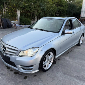 Mercedes-Benz Classe C <span class=keywords><strong>C180</strong></span> 1.8T Automatica Usata, Edizione Classica di Lusso, Berlina in Vendita - Product Image 1