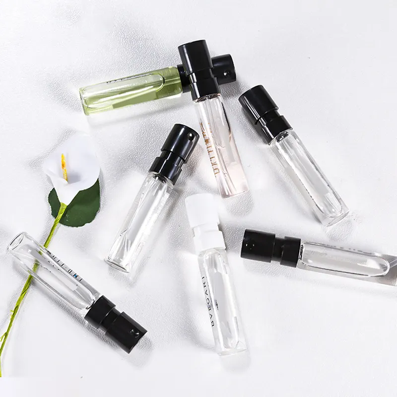 Groothandel In Voorraad 2Ml Mini Glazen Flesjes Parfum Monster Bidfles Loge Afdrukken Parfum Spuitfles Met Zwarte Hoes