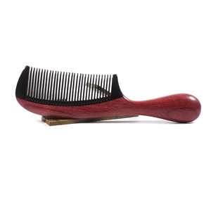 Peine de masaje de madera de gran tamaño, material de cuerno de vaca, peine para el cabello antiestático para uso doméstico - Product Image 5