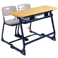 Nouveau design moderne, cadre en métal solide, bureau et chaises en bois pour lycéens et étudiants avec panneau avant pour salle de classe.