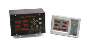 เครื่องตรวจสอบเครื่องยนต์ SY-77 จอแสดงผลเหล็ก 7-in-1 แสดงความเร็วรอบ 0-9999 รอบต่อนาที อุณหภูมิน้ำ/น้ำมัน แรงดันไฟฟ้า จังหวะการทำงาน น้ำมัน - Product Image 5
