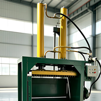 Presse à balles hydraulique verticale 30T pour le recyclage du papier, du carton, des bouteilles en plastique et des films – Vente directe usine