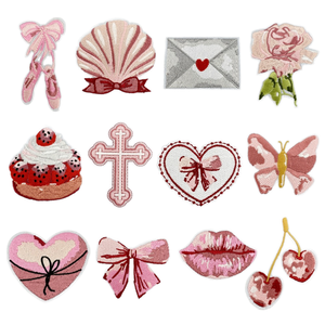 Patchs brodés thermocollants papillon en forme de cœur rose clair pour filles, décorations en tissu pour vêtements en feutre - Product Image 1