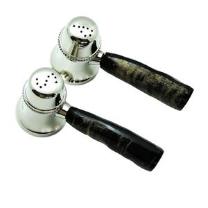 Corne et laiton de conception unique exceptionnelle avec ensemble de sel et de poivre plaqué argent outils d'herbes et d'épices meilleur prix manuel jetable - Product Image 1