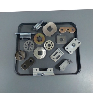 Piezas Metálicas Estampadas, Procesamiento de Punzonado Personalizado, Componentes de Soldadura y Doblado de Hierro, Aluminio y Acero Inoxidable - Product Image 1