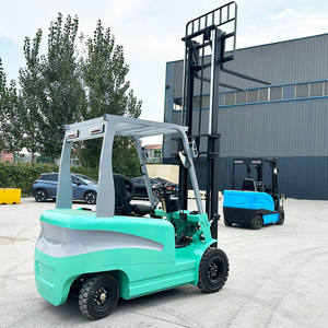 Chariot élévateur 4x4 CPCD20 de marque supérieure avec mât à trois sections, déplaceur latéral hydraulique, longueur de <span class=keywords><strong>fourche</strong></span> de 1070 mm et centre de charge de 800 mm - Product Image 1