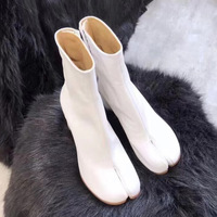 Bottines et Bottes à Talons pour Femmes, Bottes Noires Épaises à Talons Aiguilles et Chunky