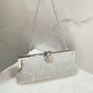 Pochette de soirée en alliage entièrement ornée de strass pour femme, sac <span class=keywords><strong>à</strong></span> main en cristal et diamant avec chaîne, sac bandoulière pour Cheongsam, mariage, fête, bal de promo - Product Image 4