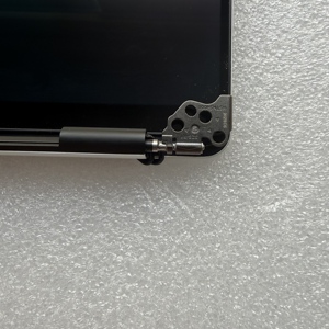 P29352-001 pour <span class=keywords><strong>HP</strong></span> ZBook Ultra G1a Station de travail <span class=keywords><strong>mobile</strong></span> 14 pouces Écran tactile OLED 2.8K Charnière argentée - Product Image 4