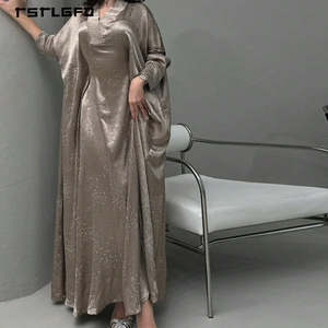 Vestido Largo de Gala para Mujer, Estilo Abaya, Satén Color Champán, Adornado con Cristales y Pedrería, Manga Murciélago 3/4, Cuello en V, Elegante y Lujoso - Product Image 1
