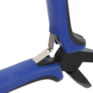 Pince de pêche multifonctionnelle en alliage d'aluminium avec poignée bleue, durable, pour la fixation des hameçons, le tirage de la ligne et la manipulation des leurres - Product Image 1