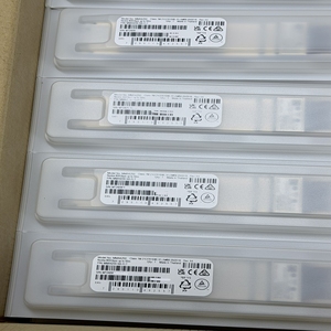 MMA4Z00-NS-FLT 800G OSFP SR8 Ricetrasmettitore Ottico a Doppia Porta 2x400G 850nm VCSEL Dual MPO12 APC 50m MMF - Product Image 3