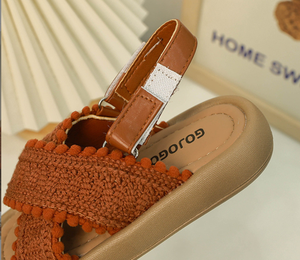 Sandales à la mode pour filles, nouveau style d'été, chaussures de princesse tissées à semelle souple, antidérapantes, chaussures de plage aérées - Product Image 6