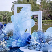 Nouvelles fleurs géantes artificielles en organza de style chinois moderne pour la décoration de plafonds d'hôtels, de mariages et de vitrines.
