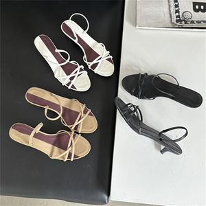 XSD Manufacturer 2025 Summer New Fashion Flat <b>slippers</b> for Women Simple Luxury Comfortable Sandals - Product Image 2