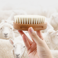 Brosse à cheveux pour bébé de qualité supérieure avec poils de chèvre super doux en bois naturel idéal pour les tout-petits nouveau-nés Berceau Cap Clean Paddle Hairbrush